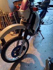 Suzuki DR 650 1995-thumb-5