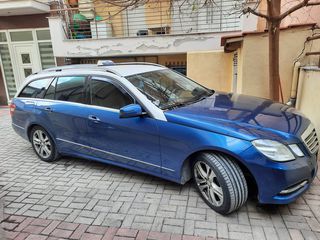 Mercedes-Benz E 200 '12