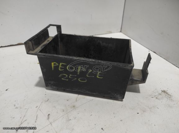 ΒΑΣΗ ΜΠΑΤΑΡΙΑΣ KYMCO PEOPLE 250 / YUP 250 *MOTO LEADER PARTS*