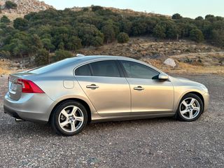 Volvo S60 '11 T3