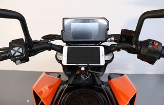 KTM Βαση κινητόυ / GPS