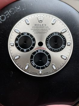 Rolex Daytona dial 