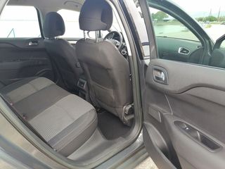 Citroen C4 2016-thumb-12