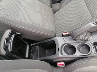 Citroen C4 2016-thumb-15