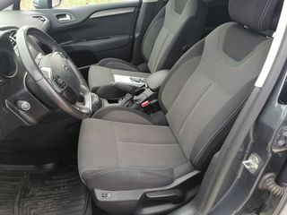 Citroen C4 2016-thumb-20