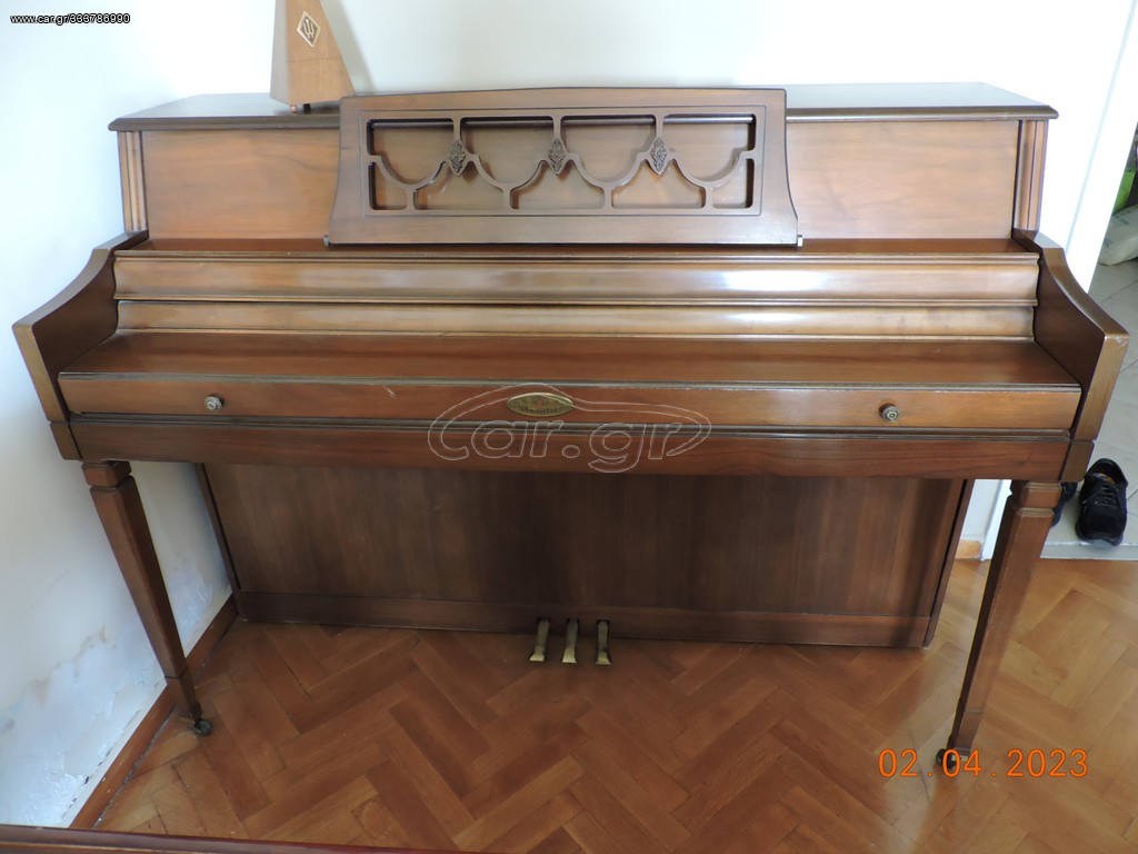 Πιάνο Wurlitzer modell 2616