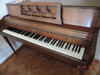 Πιάνο Wurlitzer modell 2616-thumb-2