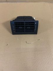 BMW E39 ο αεραγωγός για τα πίσω καθίσματα