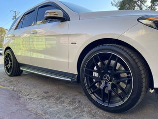Mercedes-Benz GLE 500 2019 e 4MATIC 9G-TRONIC PLUS-thumb-3