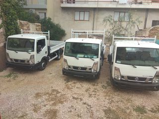 Ανατροπή Nissan 2016 CABSTAR-thumb-1