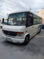 Mercedes-Benz 2000-thumb-3
