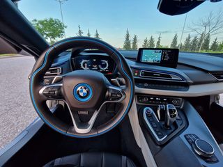 Bmw i8 2018-thumb-41