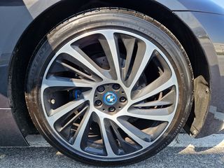 Bmw i8 2018-thumb-49