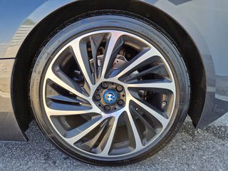 Bmw i8 2018-thumb-51