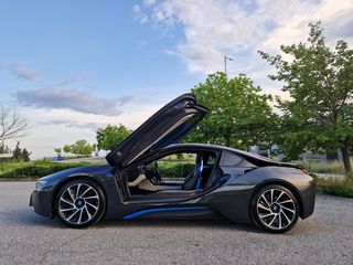 Bmw i8 2018-thumb-13
