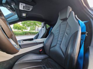 Bmw i8 2018-thumb-16