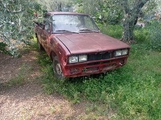 Datsun 720 για ανταλλακτικά κομμάτι κομμάτι 