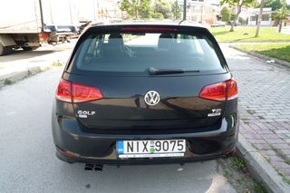 Volkswagen Golf 2015 1.4 TSI -R LINE  DSG (7-Gear)-thumb-5