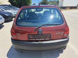 Opel Corsa 2000-thumb-3