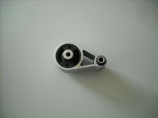 ΒΑΣΗ ΜΗΧΑΝΗΣ NISSAN INTERSTAR DCI100 DCI115 DCI120 DCI140 DCI80 DCI90 02> ΟΠΙΣΘΙΑ