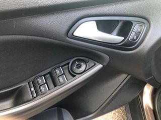 Ford Focus 2017 1.0 ecoboost 125ps station wagon-thumb-32