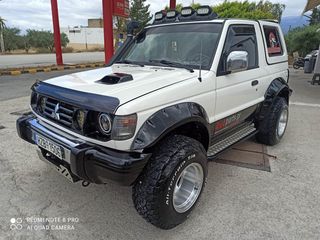 Mitsubishi Pajero 1992