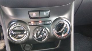 Κλούβα Peugeot 2017 208 - 1.6 HDi Pro Access 75HP-thumb-11
