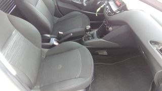 Κλούβα Peugeot 2017 208 - 1.6 HDi Pro Access 75HP-thumb-9