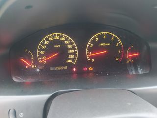 Mitsubishi Galant  '02-thumb-16