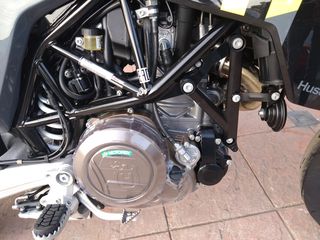 Husqvarna 701 Supermoto 2024 ABS 2024 ΠΡΟΣΦΟΡΑ!!-thumb-6