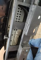 Οθόνη μαζί με το καπάκι της Mercedes-Benz w204 2007-2011-thumb-2
