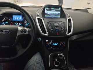 Ford Kuga 2013 1600 titanium  EcoBoost-thumb-31