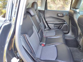 Jeep Compass 2017-thumb-21