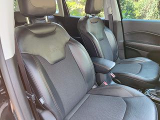 Jeep Compass 2017-thumb-11