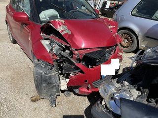 Suzuki Swift 2012-thumb-3