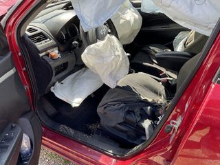 Suzuki Swift 2012-thumb-6