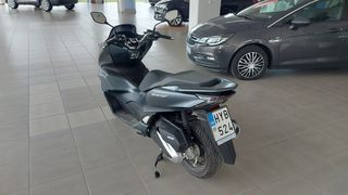 Honda PCX 125 2022-thumb-4