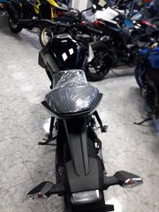 Suzuki GSX 8S 2026-thumb-6