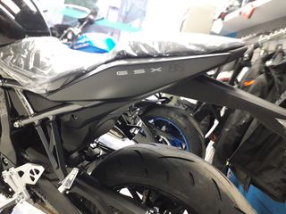 Suzuki GSX 8S 2026-thumb-10