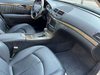 Mercedes-Benz E 280 2006  Avantgarde-thumb-11