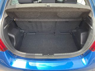 Toyota Yaris 2015 1.33c.c 101hp VVT-i SOL 6M/T-thumb-12