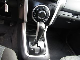 Isuzu D-Max 2016-thumb-19
