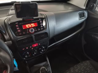 Κλούβα Opel 2017 Combo Euro6__95hp__αφόρτωτο-thumb-13