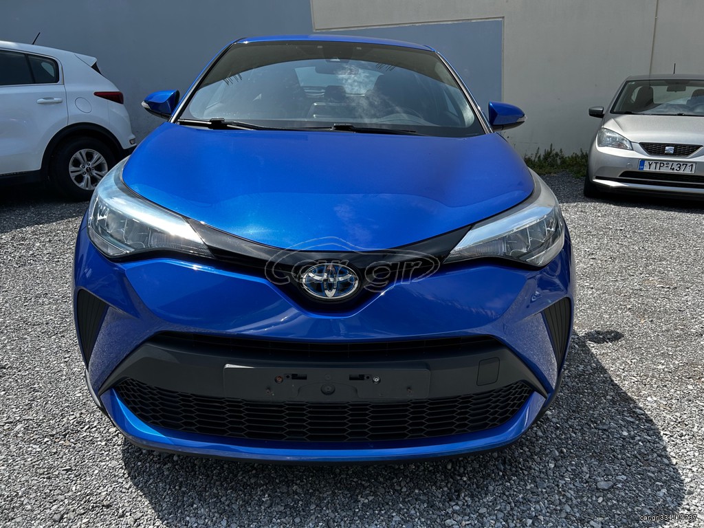 car-gr-toyota-c-hr-19-1-8-hybrid-c-enter