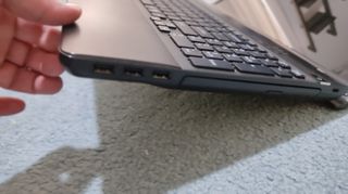 LAPTOP SONY VAIO 15,6"-thumb-5