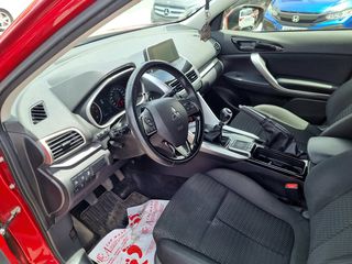 Mitsubishi Eclipse Cross 2018-thumb-13