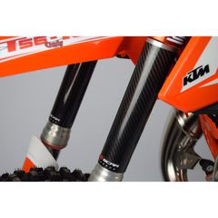 Προστατευτικό Κάλλυμα Κάτω Πιρουνιού Carbon 220X45