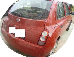 Nissan Micra 2004-thumb-5
