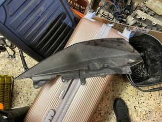 Γνησια Καρμπόν φτερά ουράς ktm superduke 990 άριστα-thumb-2