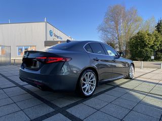 Alfa Romeo Giulia 2017 2.2 Diesel Super AT8 (105 ΕΥΡΩ ΤΕΛΗ)-thumb-1